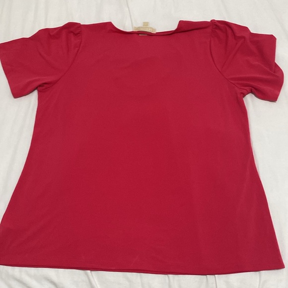 🩷Pink michael Kors t-shirt 🩷 - Picture 3 of 3